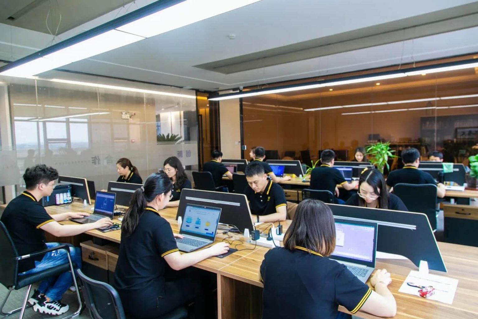 SinoPAK global sales and service team