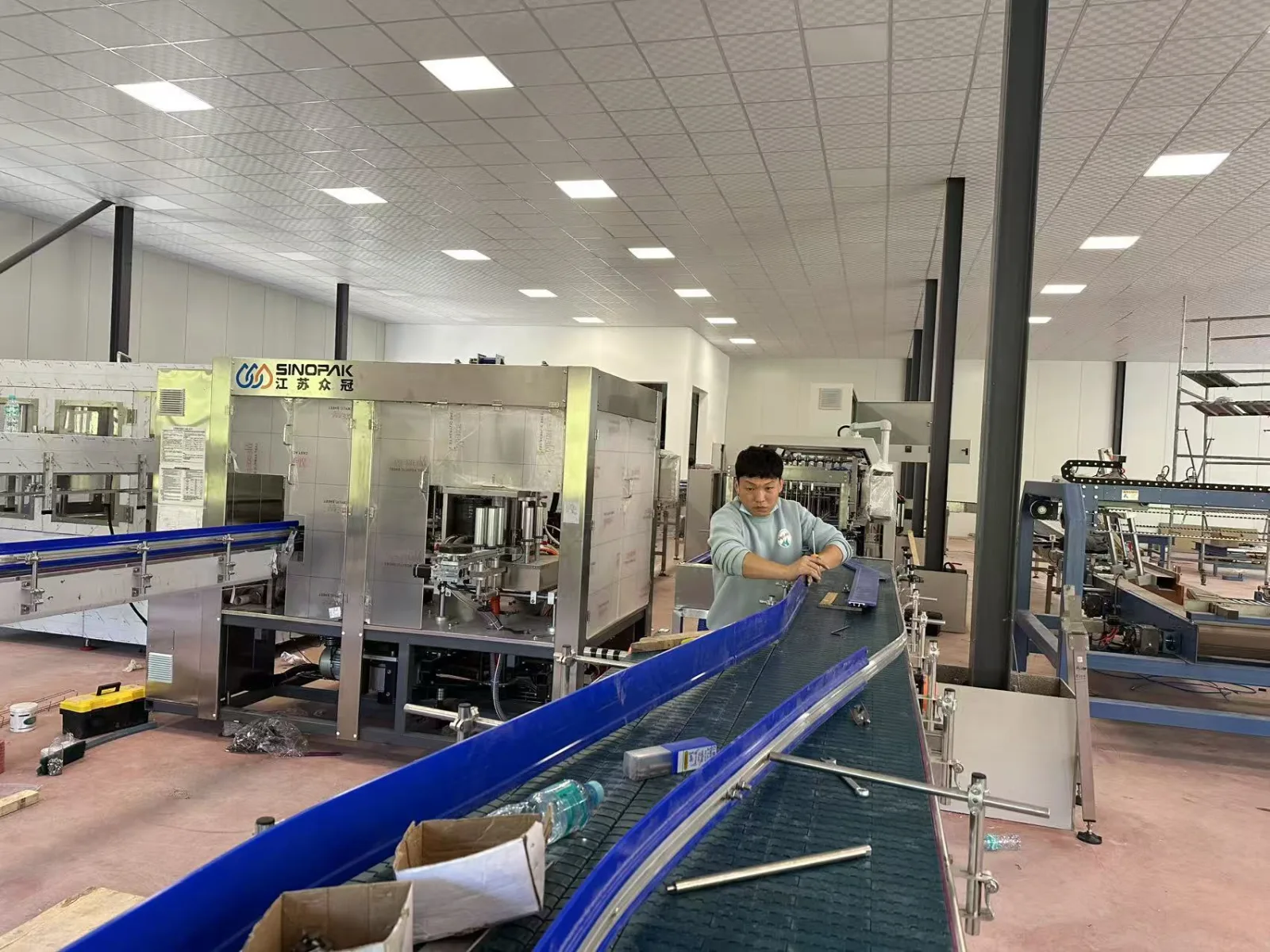 SinoPAK bottled water filling line installed and running in the customer factory in Albania