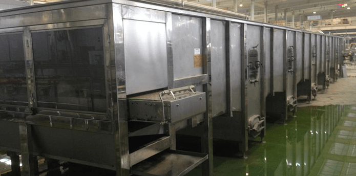 Spray cooling tunnel