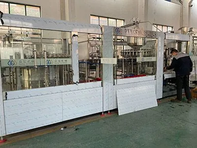 Поставка тестовой машины для розлива сока производительностью 15000 бут/ч нашим клиентам в Хэнани Поставка тестовой машины для розлива сока производительностью 15000 бут/ч нашим клиентам в Хэнани
