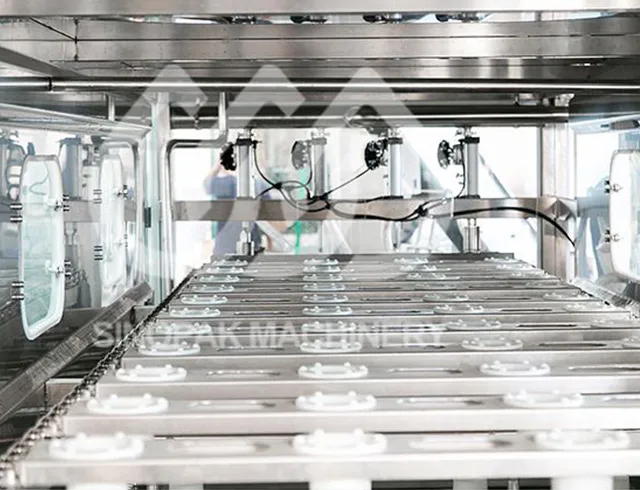 Automatic Linear Type Washing Filling Capping Machine For 3-5 Gallons Barrel