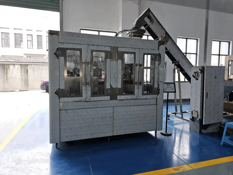 DXGF8-8-3 PET/Glass Bottle Carbonated Soft Drinks Beer Filling Machine/Machine To Make Carbonated Soft Drinks