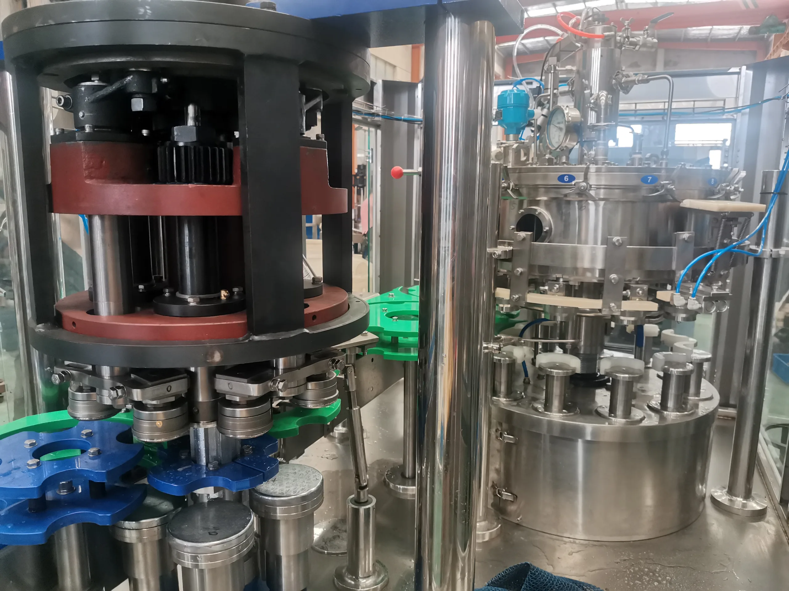 Carbonated Soft Drink Can Filiing Seaming