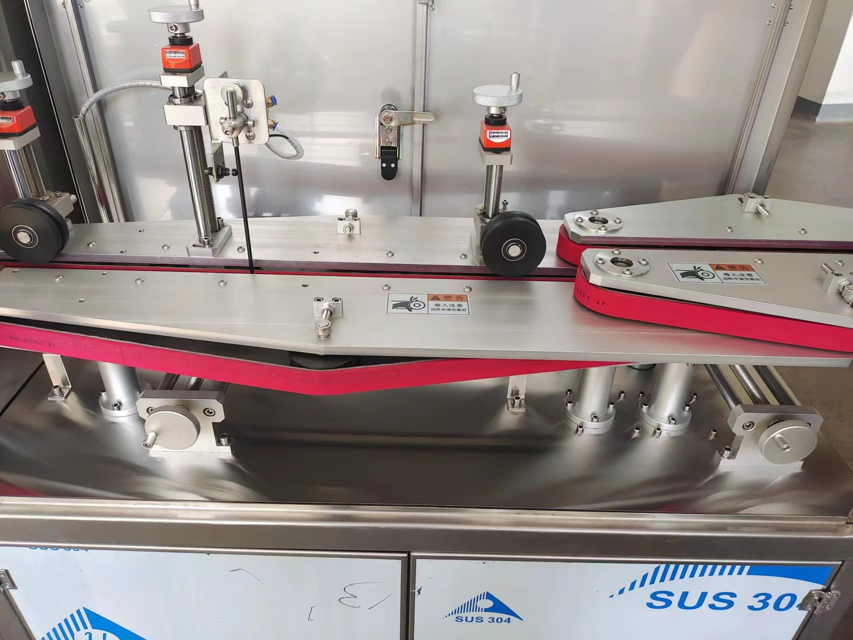 5000BPH Automatic horizontal type bottle unscrambler