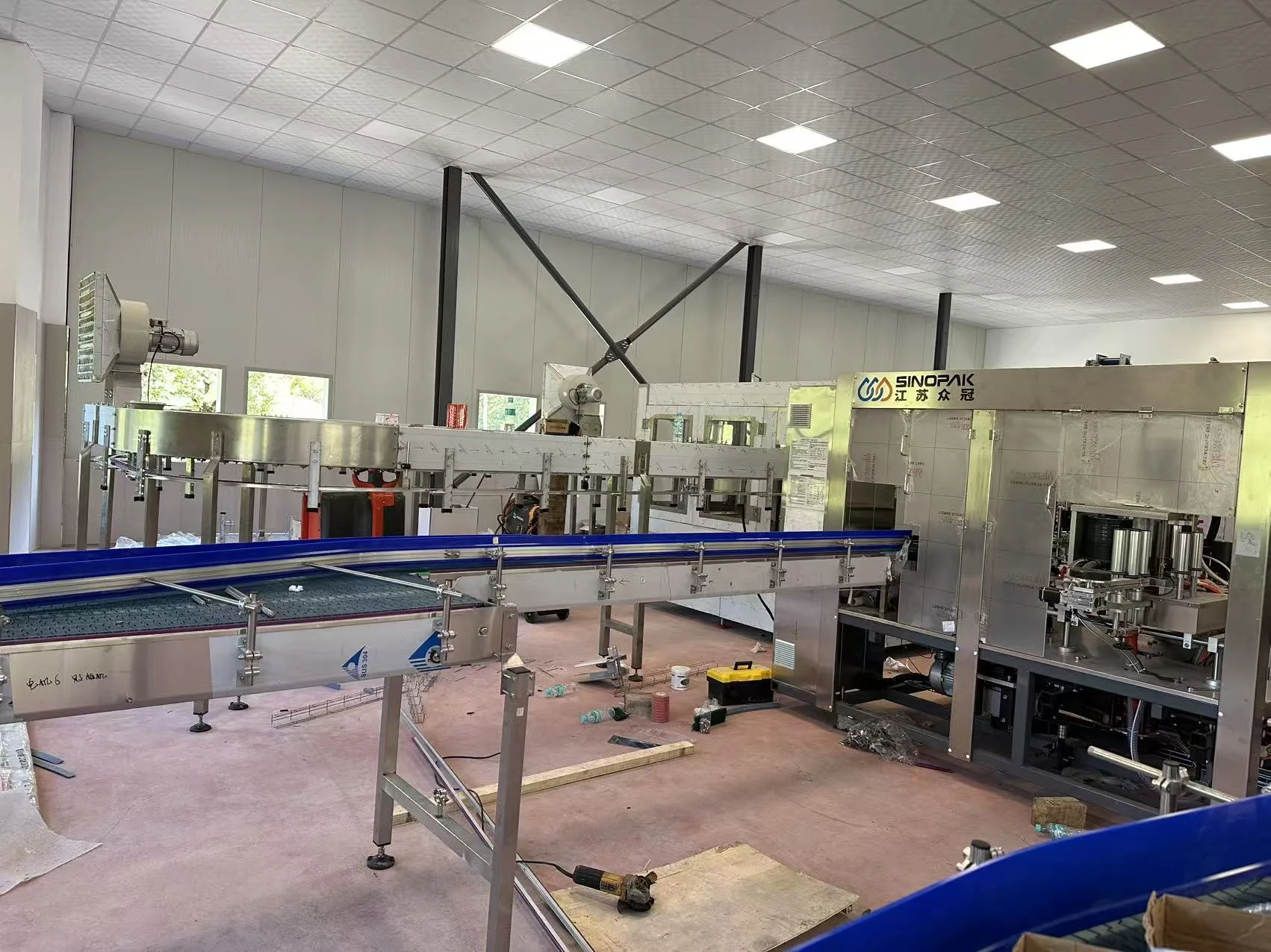 15000BPH water filling line project - image 10